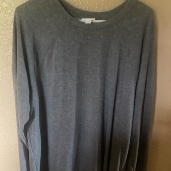 Lularoe tops only worn a couple times. Size XL - Picture 3 of 10